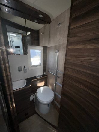 photos.bathroom