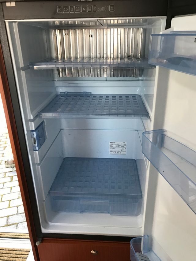 photos.external