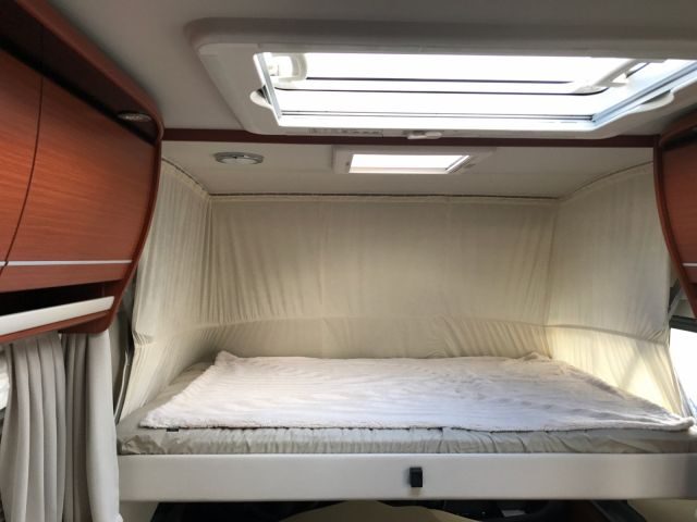 photos.external