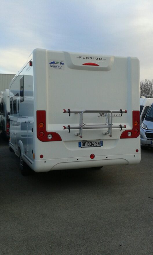 photos.external