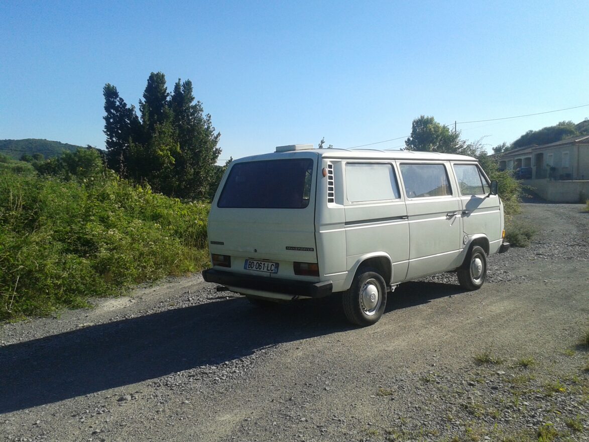 photos.external