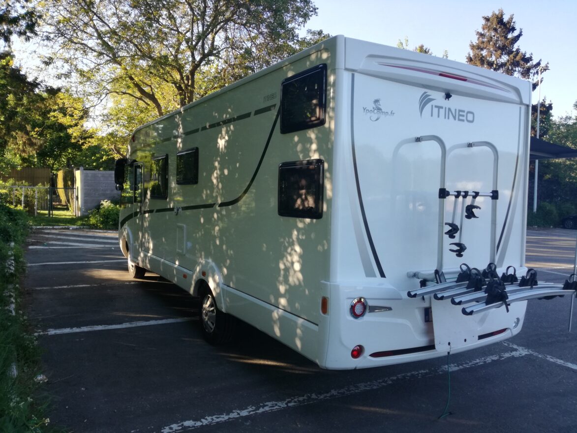 photos.external