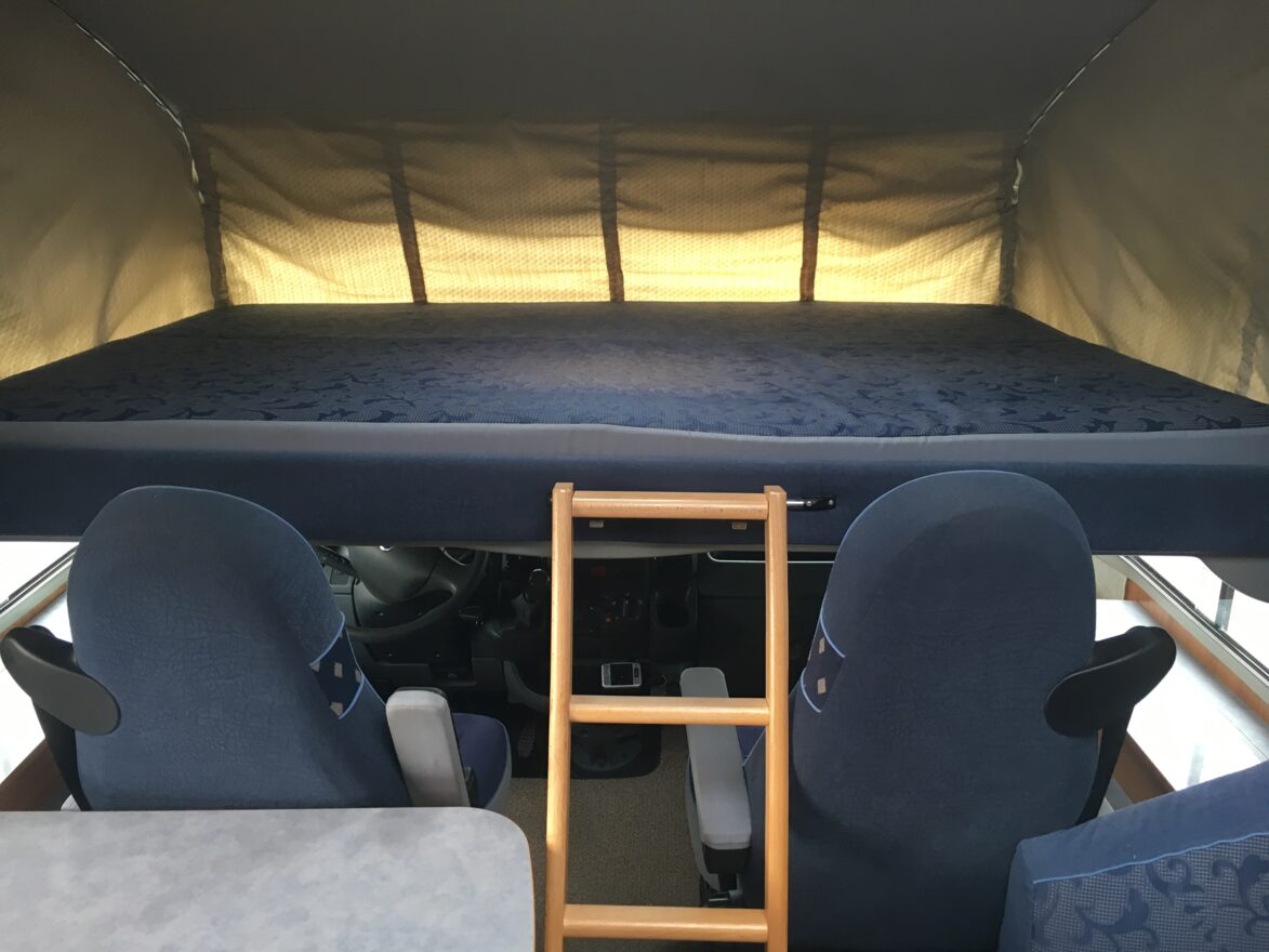photos.couch