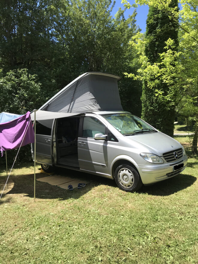 photos.external