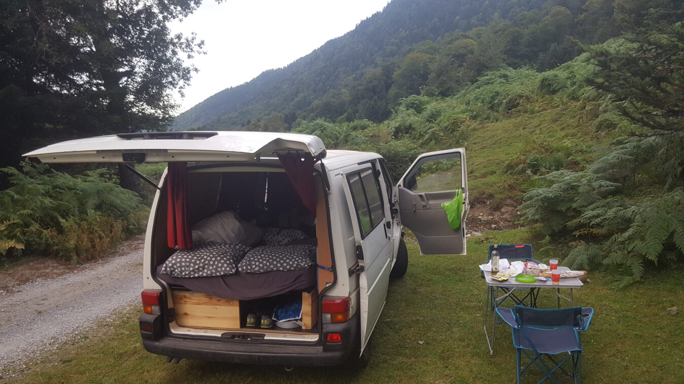 photos.external