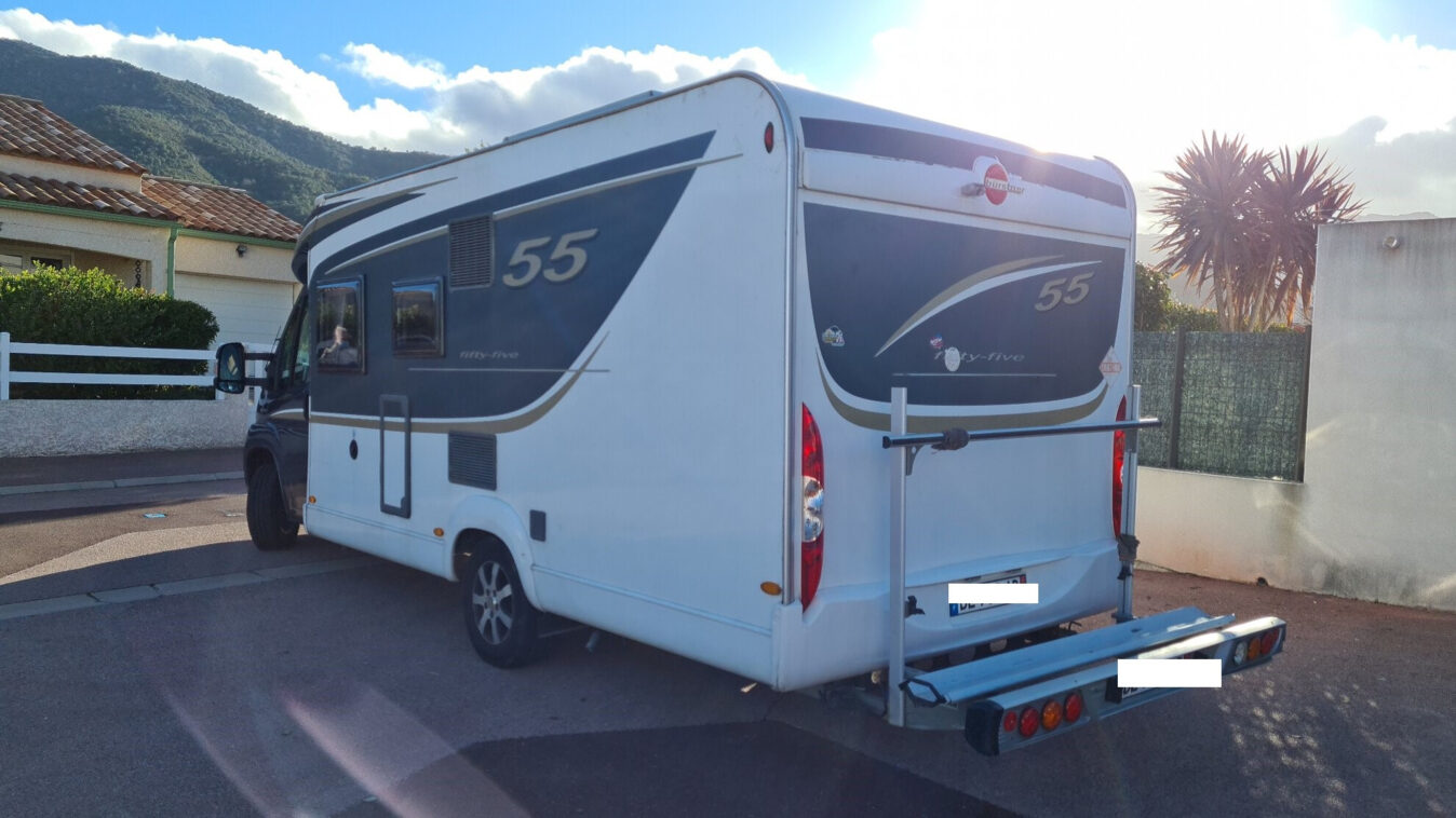 photos.external