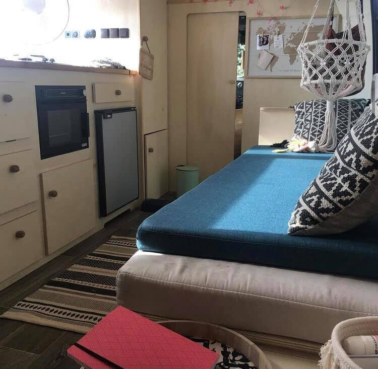 photos.couch