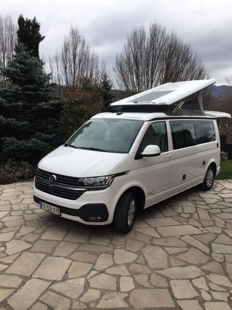 photos.external