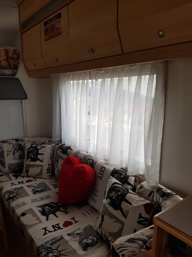 photos.others