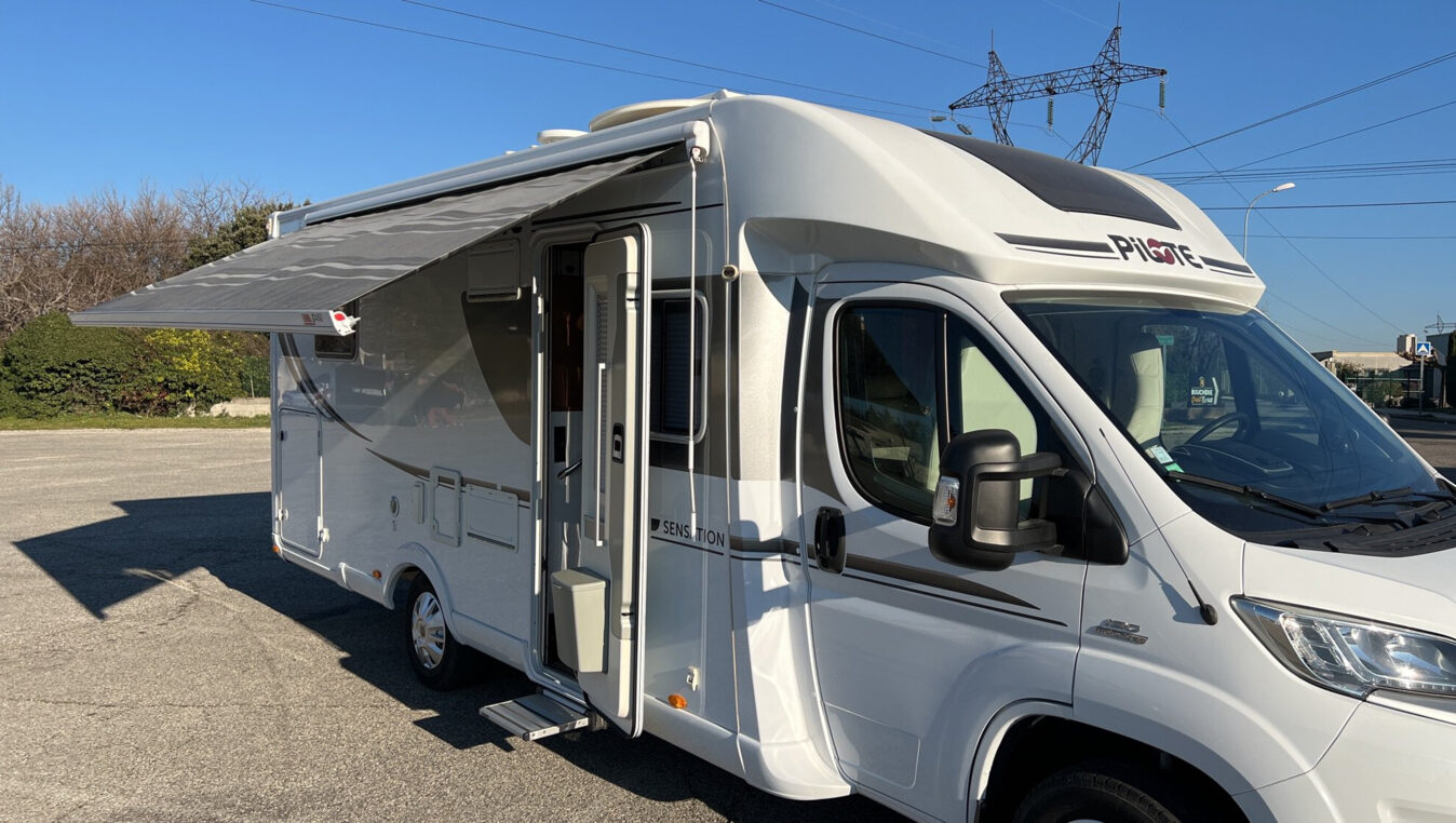 photos.external