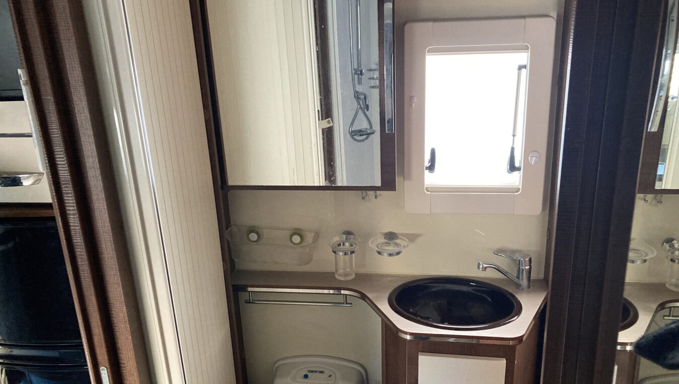 photos.bathroom