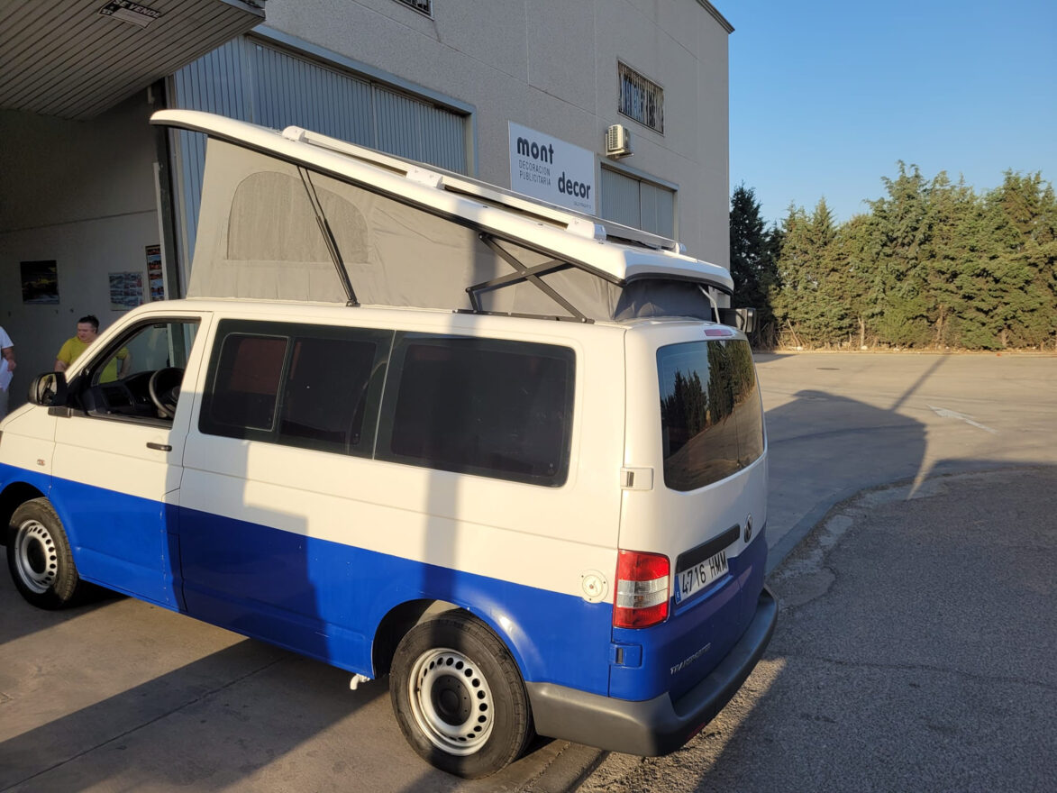 photos.external