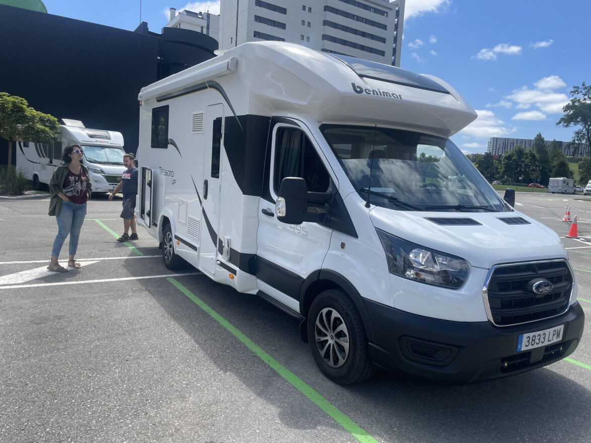 photos.external