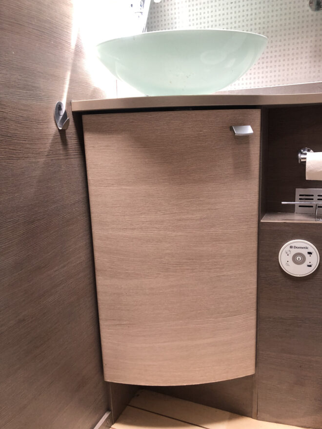 photos.bathroom