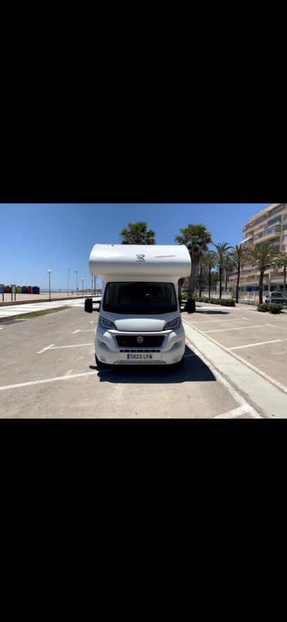 photos.external
