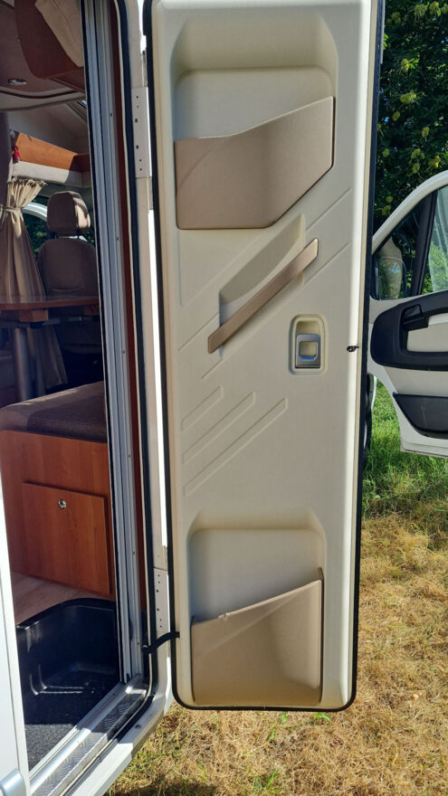 photos.external