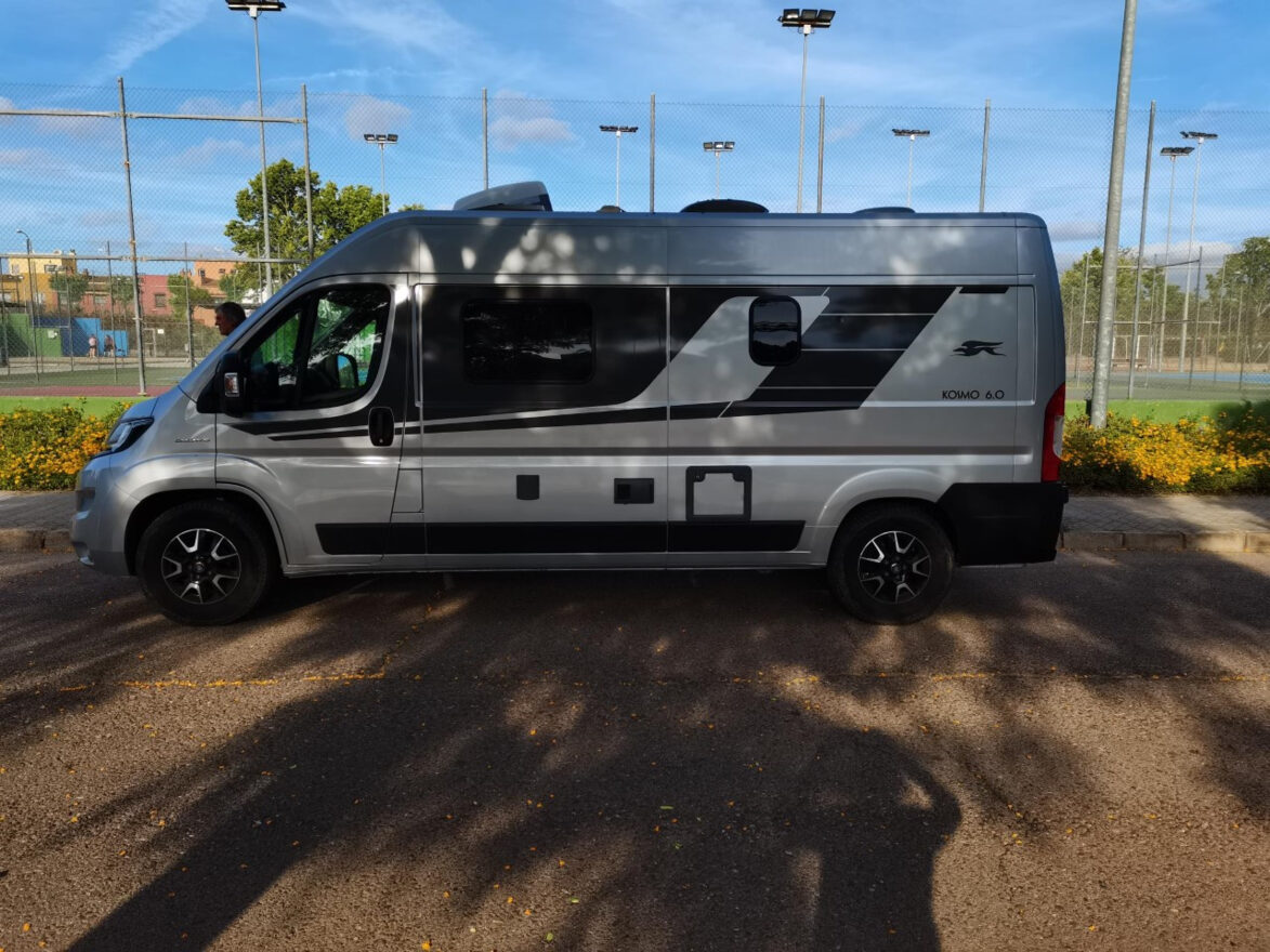 photos.external
