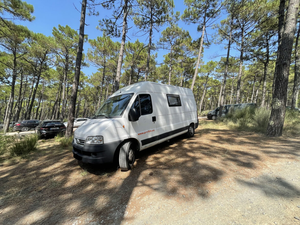 photos.external