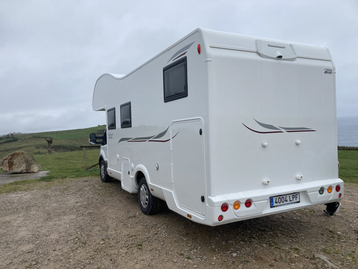 photos.external