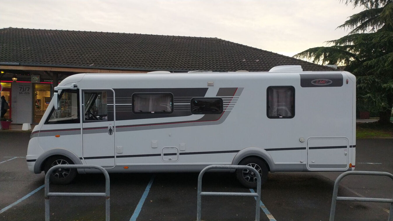 photos.external