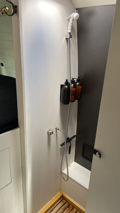 photos.bathroom