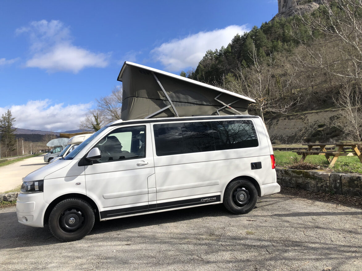 photos.external