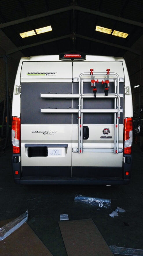 photos.external