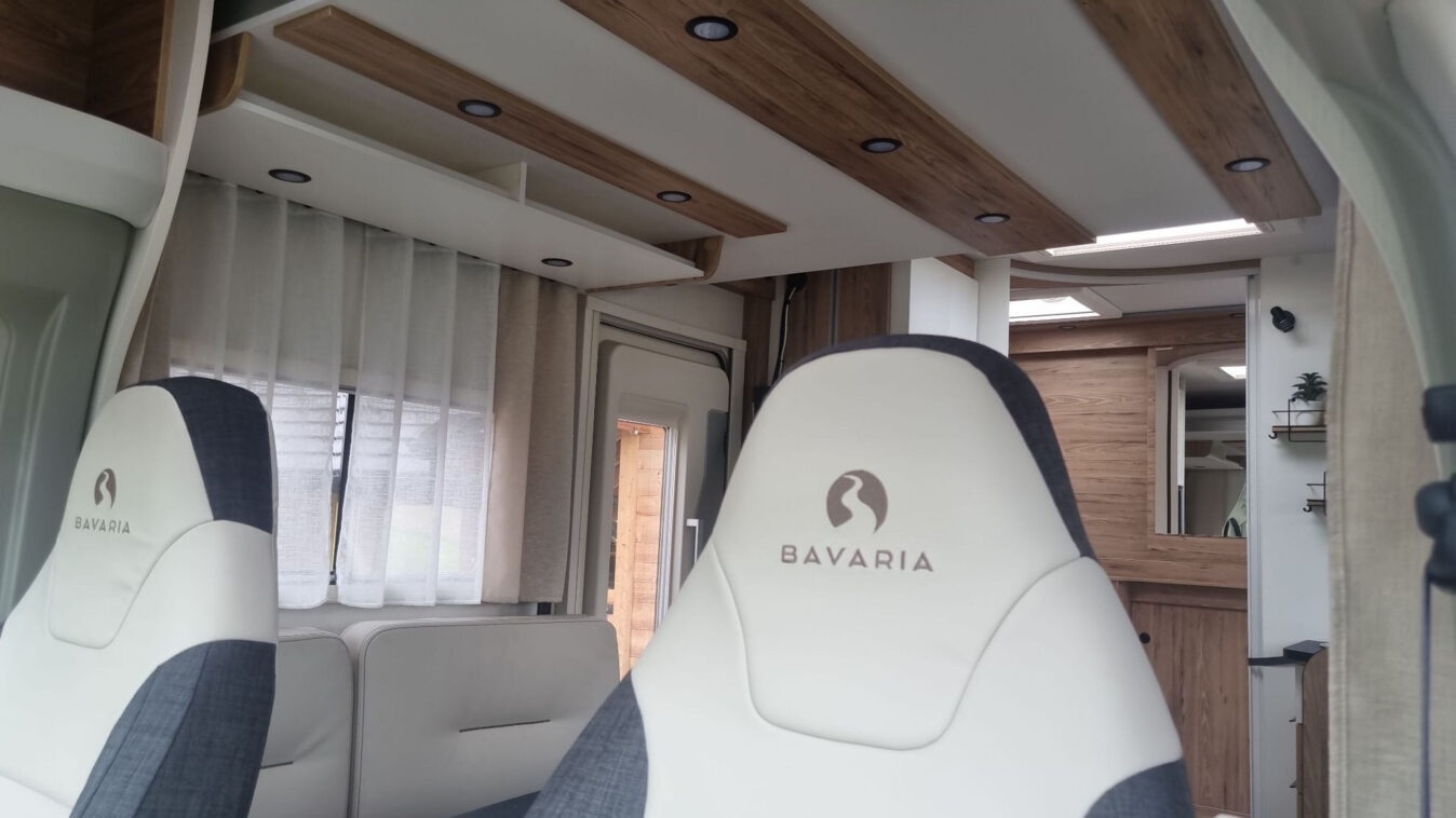 photos.others