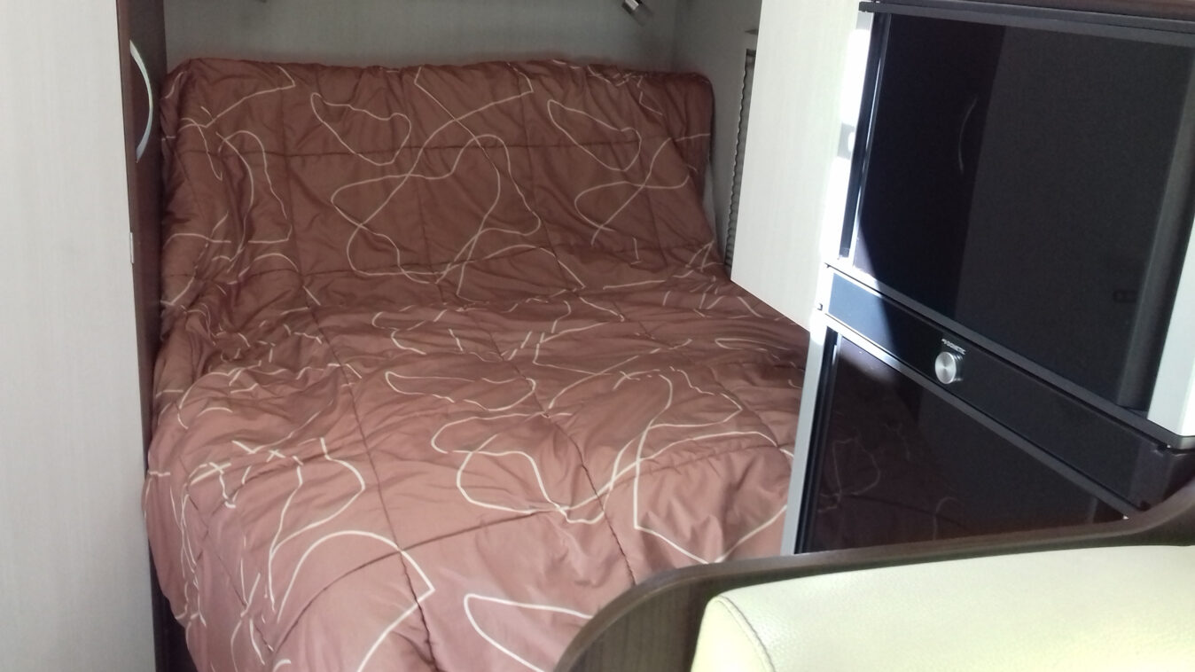 photos.couch