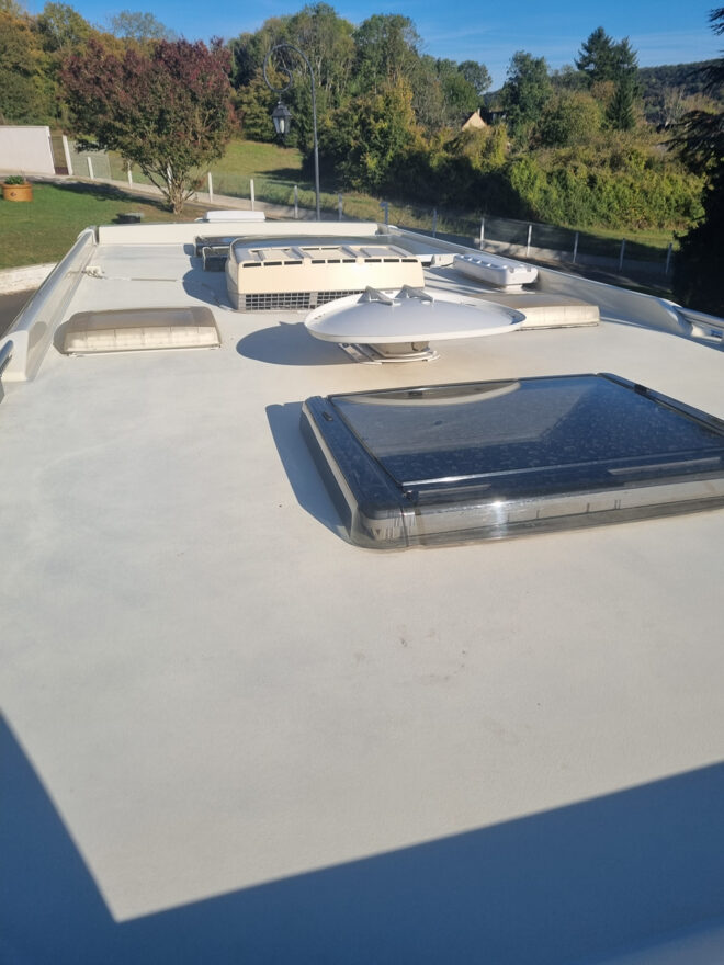 photos.external