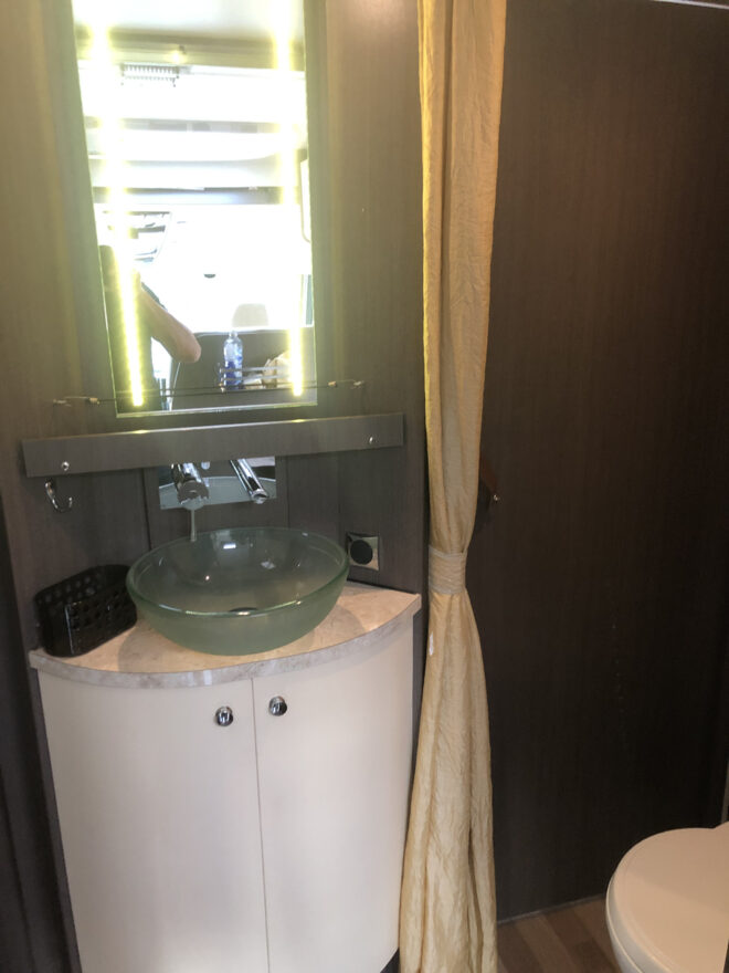photos.bathroom