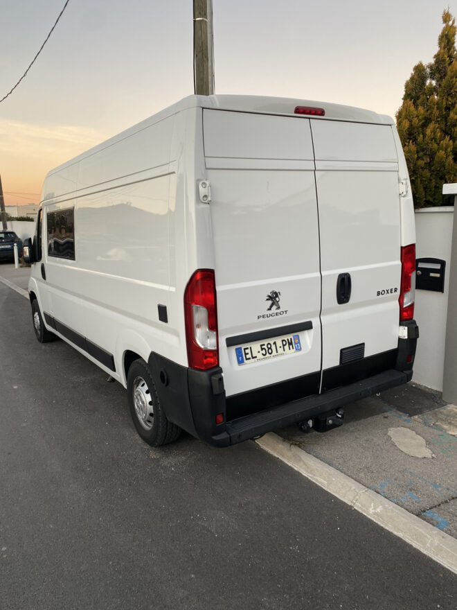 photos.external