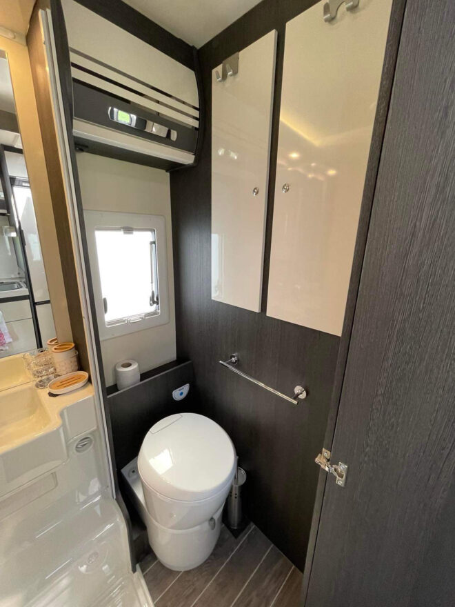 photos.bathroom