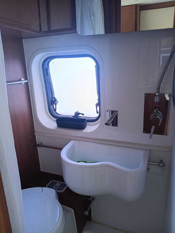 photos.bathroom