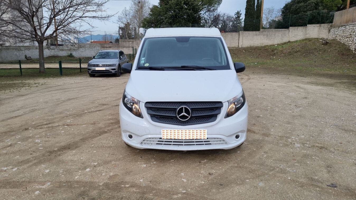 photos.external