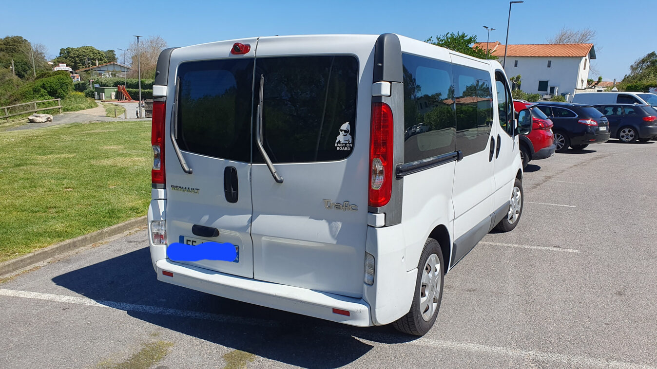 photos.external