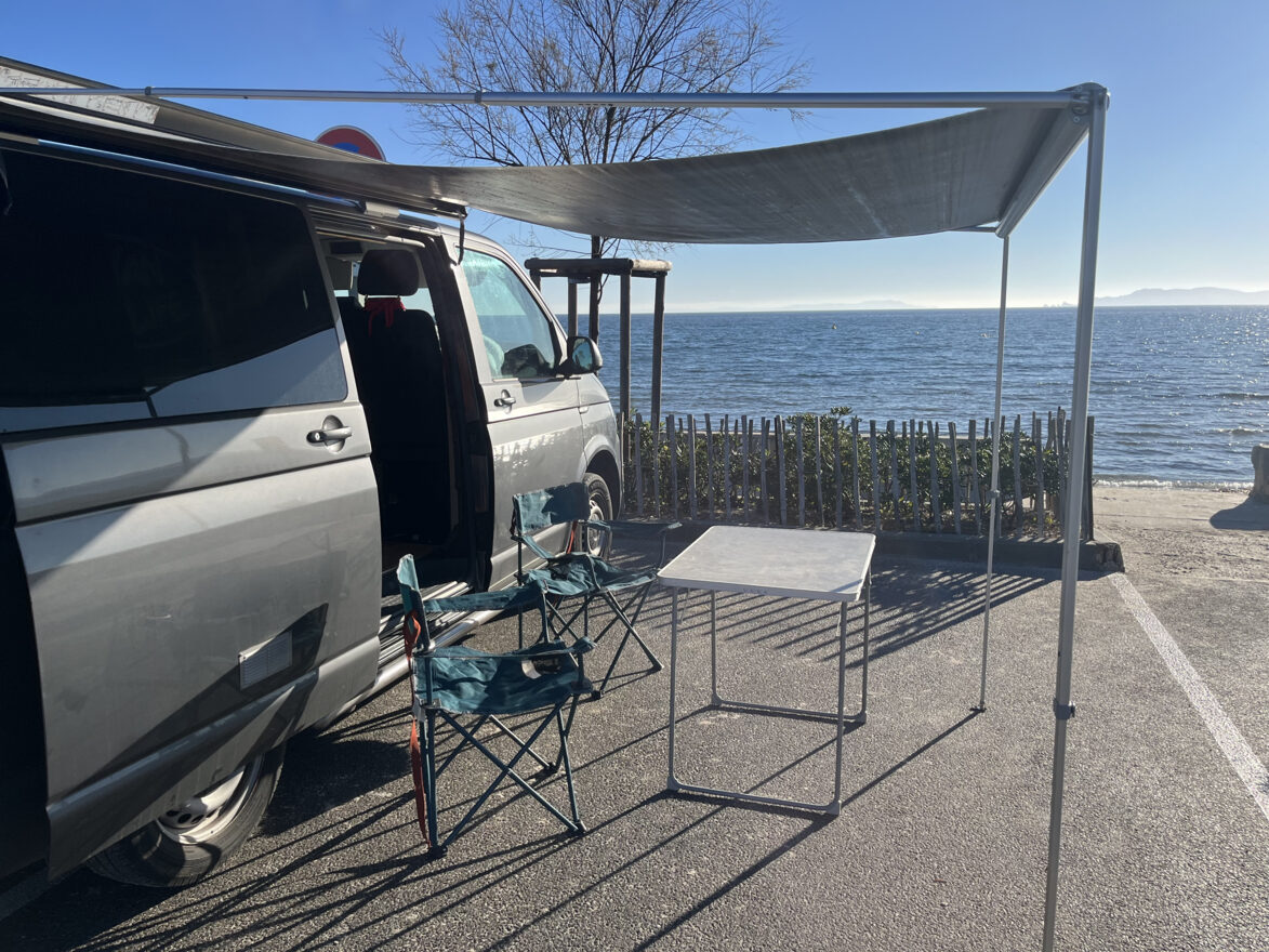 photos.external