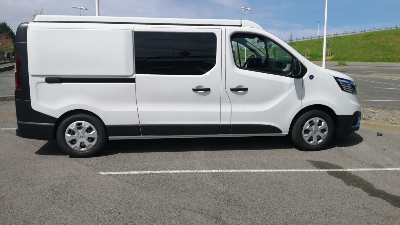 photos.external