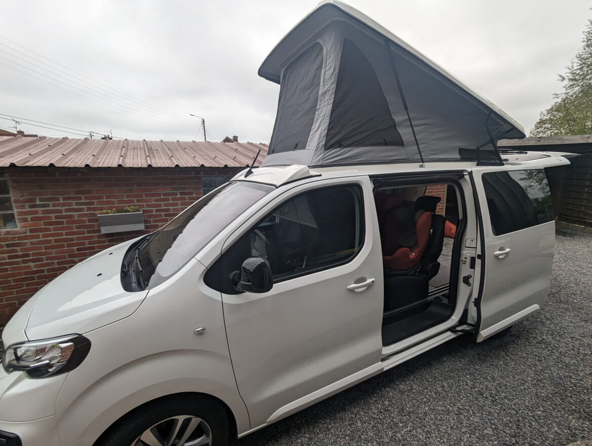 photos.external