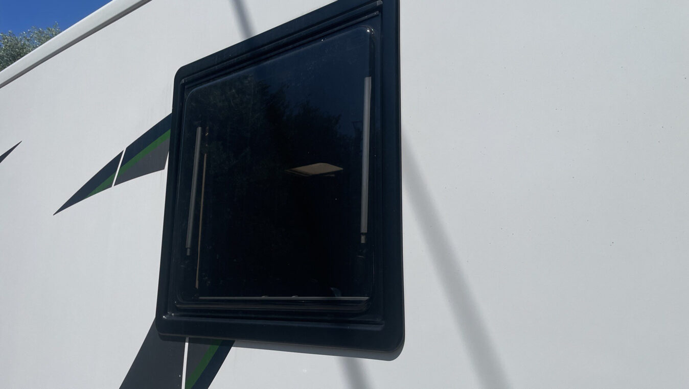 photos.accessories_ext