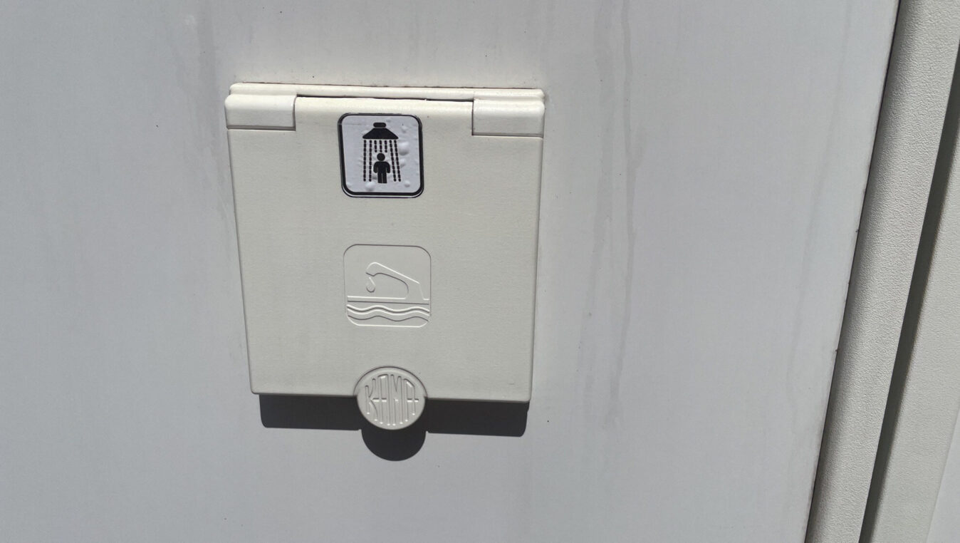 photos.accessories_ext