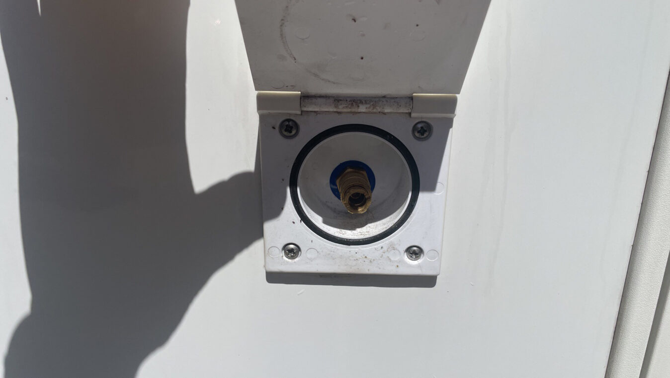 photos.accessories_ext