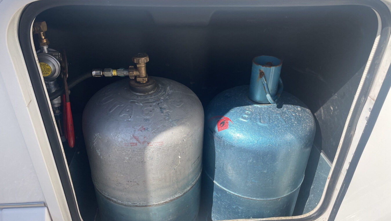 photos.accessories_ext