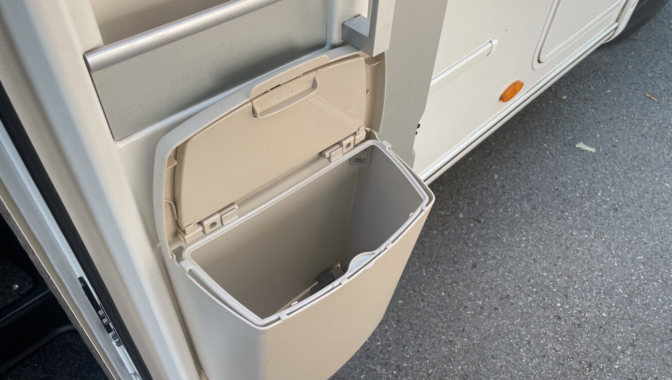 photos.accessories_ext