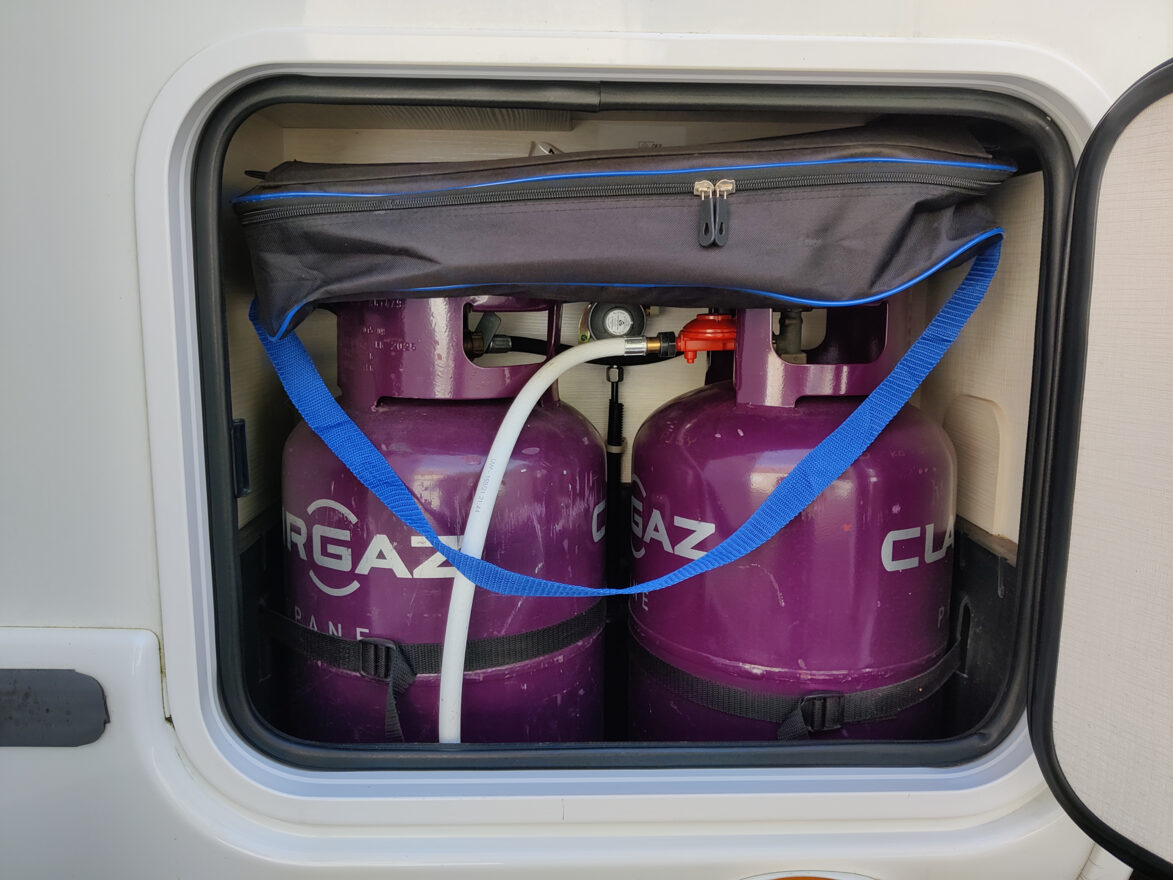 photos.accessories_ext