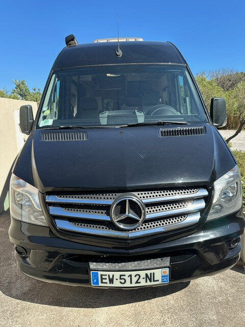 photos.external