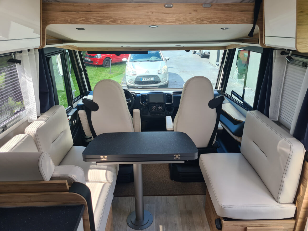 photos.cover