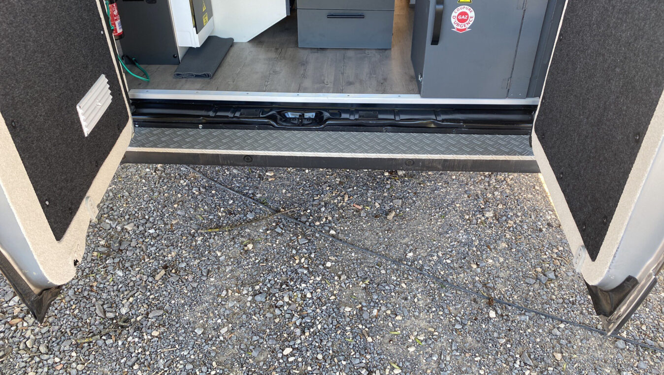 photos.accessories_ext