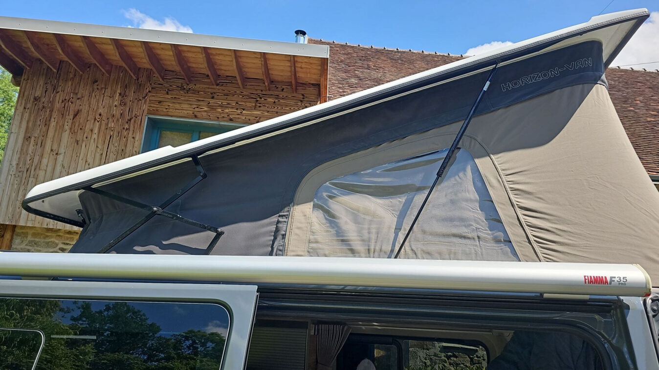 photos.accessories_ext