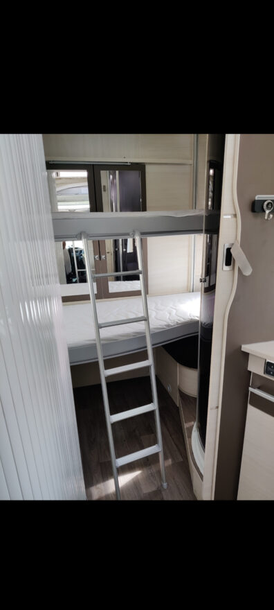 photos.couch